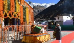 केदारनाथ में पीएम मोदी, पूरी यात्रा का वीडियो देखिये, PM Modi in Kedarnath