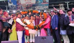 Pithoragarh मुख्यमंत्री ने किया शरदोत्सव का उद्घाटन, करीब 344 करोड़ की विकास परियोजनाओं का लोकार्पण और शिलान्यास किया