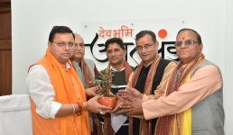 तीर्थों के पंडा, पुरोहित और पुजारियों के मान सम्मान को कोई ठेस नहीं पहुंचाई जायेगी : मुख्यमंत्री धामी