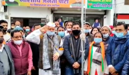Video मुख्यमंत्री धामी ने खटीमा में किया ध्वजारोहण, गणतंत्र दिवस की शुभकामनाएं दीं