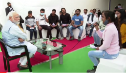 Video पीएम मोदी को यूक्रेन से सुरक्षित आए स्टूडेंट्स ने सुनाई आपबीती, बोले लगा कि वापस नहीं जा पाएंगे