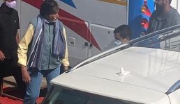 Uttarakhand : यहां दिखे महानायक अमिताभ बच्चन, लोगों में कौतूहल, लगी भीड़