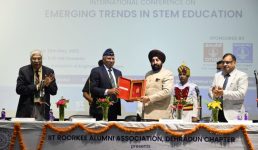 आईआईटी रुड़की के एलुमनाई एसोसिएशन में बोले राज्यपाल, साइंस, टेक्नोलॉजी, इंजीनियरिंग, गणित जैसे विषयों में निपुणता से हम देश में बड़ा बदलाव ला सकते हैं