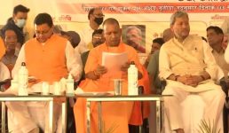 उत्तराखंड दौरे पर यूपी सीएम योगी आदित्यनाथ, पैतृक गांव पंचूर पहुंचे, बिथ्याणी में अपने गुरु अवैद्यनाथ की प्रतिमा का लोकार्पण भी किया