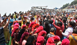 मुख्यमंत्री पुष्कर सिंह धामी ने भद्रराज मंदिर में पूजा की, मेले में आए लोगों को संबोधित किया