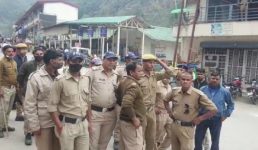 Uttarakhand : रुद्रप्रयाग में पुलिसकर्मी ने पीआरडी जवान के साथ की मारपीट, पीआरडी जवानों ने जताया आक्रोश