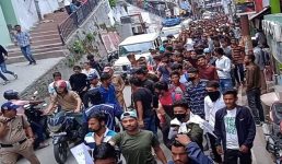Agneepath Protest : कोटद्वार और अल्मोड़ा में भी सड़क पर उतरे युवा, सरकार से नयी भर्ती योजना को वापस लेने की मांग की