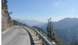 सीएम धामी ने चमोली, उत्तरकाशी, रूद्रप्रयाग, टिहरी और पौड़ी में सड़क के 77 अतिसंवेदनशील स्थलों पर क्रेश बैरियर लगाने के निर्देश दिये, दुर्घटनाओं के बीच दो कैबिनेट मंत्रियों को लिखा पत्र