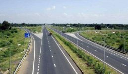 Uttarakhand : राज्य में बन रहे हाईवे सड़कों की क्या है स्थिति, मुख्य सचिव ने की समीक्षा