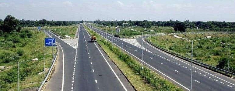 Uttarakhand : राज्य में बन रहे हाईवे सड़कों की क्या है स्थिति, मुख्य सचिव ने की समीक्षा