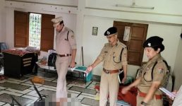 उत्तराखंड के देहरादून में व्यक्ति ने मां, पत्नी और तीन बेटियों की गला काटकर हत्या कर दी, पूरे इलाके में फैली सनसनी, पुलिस जांच में जुटी