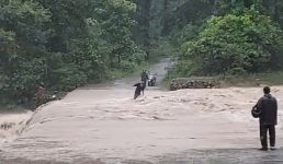 वीडियो : बरसाती नाले में बह गया युवक, 48 घंटे बाद भी कोई सुराग नहीं, देखिए