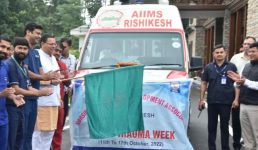 मुख्यमंत्री धामी ने एम्स के ट्रॉमा रथ को फ्लैग ऑफ किया, 11 से 17 अक्टूबर तक मेडिकल छात्रों और आम लोगों को करेगा जागरूक
