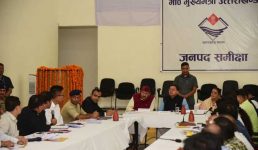 रुद्रप्रयाग में मुख्यमंत्री ने देर रात तक ली ज़िला स्तरीय समीक्षा बैठक, बीडीसी की बैठकों में डीएम, सीडीओ सहित अन्य उच्च अधिकारियों को अनिवार्य रूप से प्रतिभाग करने को कहा