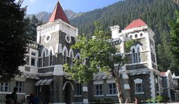 उत्तराखंड हाईकोर्ट ने तीन जजों को किया जबरन सेवानिवृत्त, जानिए पूरा मामला