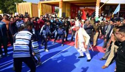 यहां कबड्डी खेलते हुए दिखे मुख्यमंत्री पुष्कर सिंह धामी, पढ़ें पूरी खबर