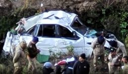 पिथौरागढ़ में होटल व्यवसाई की सड़क दुघर्टना में मौत, चंडाक रोड में खाई में गिरा वाहन