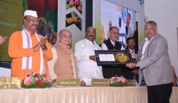 केंद्रीय कृषि मंत्री ने किया उत्तराखंड की क्लोवर ऑर्गेनिक को सम्मानित, कृषि क्षेत्र में उत्कृष्ट योगदान देने के लिए मिला पुरस्कार