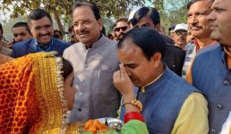 उत्तराखंड में 1 हजार गणित, विज्ञान और अंग्रेजी के प्रवक्ता नियुक्त होंगे, 10वीं और 12वीं टॉप करने वालों को मिलेगा 25 हजार का पुरस्कार, शिक्षकों को मिलेगा टेबलेट