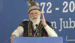 पीएम मोदी बोले, डंके की चोट पर बॉर्डर पर नई सड़कें, नई टनल, नए पुल, नई रेल लाइन, नए एयर स्ट्रिप बनाने का काम तेज़ी से चल रहा है