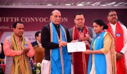 आज भारत के विचारों को अर्न्तराष्ट्रीय मंचों पर गम्भीरता से सुना जा रहा है, हिमालयन विश्वविद्यालय जॉलीग्रांट के पंचम दीक्षांत समारोह में बोले राजनाथ सिंह