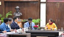 पिथौरागढ़ के जिलापूर्ति अधिकारी को मंत्री ने किया सस्पेंड, जिलों के राशन डीलरों के बिल भुगतान पर भी निर्देश