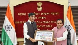 चारधाम यात्रा में तीर्थ यात्रियों के स्वास्थ्य और सुरक्षा के लिए केंद्र सरकार कर रही है तीन स्तरीय स्वास्थ्य सेवा बुनियादी ढांचा तैयार, स्वास्थ्य मंत्री धन सिंह रावत के साथ बैठक के बाद बोले केंद्रीय स्वास्थ्य मंत्री मनसुख मांडवीया