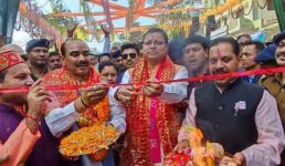 उत्तर भारत के प्रसिद्ध मां पूर्णागिरि मेले का सीएम धामी ने किया शुभारंभ, की इलाके के विकास के लिए कई घोषणाएं