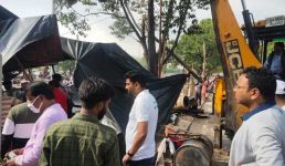 हरिद्वार के रोड़ीबेलवाला में हटाया गया अवैध अतिक्रमण, पूरे इलाके में मचा हड़कंप