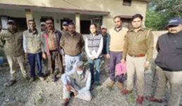 Uttarakhand News, फंदे में फंसाता था खूंखार गुलदार को, पुलिस और वन विभाग ने धर दबोचा