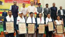 लक्ष्य सेन और चन्दन सिंह सहित 168 खिलाड़ियों और 42 प्रशिक्षकों को सीएम धामी ने किया सम्मानित, उत्तराखंड का नाम किया है रौशन
