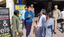 मॉर्निंग वॉक पर निकले कुमाऊं कमिश्नर ने जीएसटी की बड़ी चोरी पकड़ी, व्यापारियों में हड़कंप