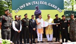 सीएम धामी ने इको टास्क फोर्स को उपलब्ध कराए गये बोलेरो वाहनों एवं  मोटरसाइकिलों का फ्लैग ऑफ किया