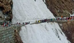 केदारनाथ यात्रा मार्ग आंशिक रूप से खुला, बद्रीनाथ हाईवे से भी भूस्खलन और बोल्डर हटाया