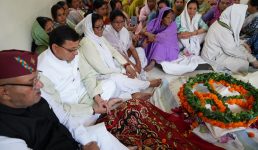 उत्तराखंड राज्य आंदोलनकारी तथा राज्य महिला आयोग की पूर्व अध्यक्ष श्रीमती सुशीला बलूनी का निधन, सीएम धामी ने दी श्रद्धांजलि