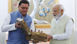 पीएम मोदी से मिले उत्तराखंड सीएम धामी, डेढ़ घंटे से ज्यादा चली बैठक, क्या बातचीत हुई, पढ़िए