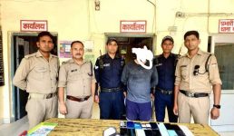 बी.टेक का छात्र बन गया मोबाइल चोर, शातिर तरीके से उड़ा रहा था लोगों के फोन, गिरफ्तार