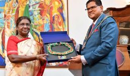राष्ट्रपति द्रौपदी मुर्मू को दिया गया सूरीनाम का सर्वोच्च सम्मान, विदेश यात्रा पर हैं राष्ट्रपति