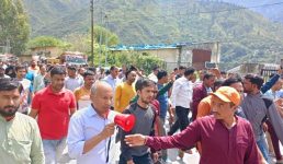 सांप्रदायिक बारूद से सुलगता उत्तराखंड, अब महापंचायतों ने सरकार को चिंता में डाला