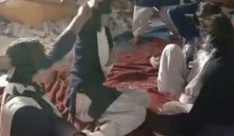 उत्तराखंड में एक स्कूल में 30 छात्राएं एक साथ बेहोश, करने लगी अजीब-अजीब हरकतें