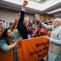 BRICS शिखर सम्मेलन, दक्षिण अफ्रीका पहुंचे पीएम मोदी, स्वागत में मौजूद रहे भारतीय समुदाय के लोग
