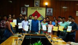 Uttarakhand सीएम धामी ने उच्च शिक्षा विभाग के अन्तर्गत चयनित अभ्यर्थियों को नियुक्ति पत्र प्रदान किये, कहा सख्त नकल विरोधी कानून लागू  होने के बाद सभी भर्ती परीक्षाएं पूर्ण पारदर्शिता के साथ सम्पन्न हुई हैं