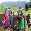 Uttarakhand यहां जीवट महिलाओं ने खुद बनाया हेलीपैड, बचाई 293 लोगों की जान, पढ़िए पूरा मामला
