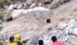 मदमहेश्वर मंदिर से रेस्क्यू हुए 293 श्रद्धालु, पुल टूटने के कारण फंस गए थे