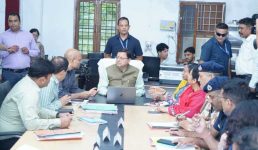 सीएम धामी ने राज्य आपातकालीन परिचालन केन्द्र से प्रदेश के विभिन्न क्षेत्रों में हो रही अतिवृष्टि की जानकारी ली, अधिकारियों को जरूरी निर्देश दिए