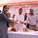 भारत भ्रमण पर निकले टिहरी जिले के मेधावी विद्यार्थी, विधायक और जिलाधिकारी ने यात्रा का शुभारंभ किया