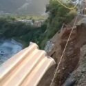 गंगोत्री राष्ट्रीय राजमार्ग में निर्माणाधीन सड़क की दीवार गिरी, दो लोग मलबे में दबे