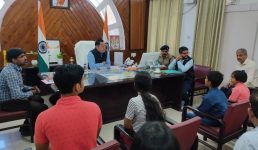 हरिद्वार जिलाधिकारी ने ली महत्वपूर्ण बैठक, आपरेशन मुक्ति के अन्तर्गत बाल श्रम, बाल विवाह एवं बाल भिक्षावृत्ति आदि पर चर्चा