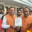 लखनऊ-देहरादून के मध्य वंदे भारत एक्सप्रेस चलाने का अनुरोध, मुख्यमंत्री शीघ्र करेंगे रेल मंत्री से वार्ता