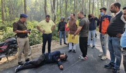 केन्द्रीय मंत्री को सड़क पर दिखा अचेत व्यक्ति, राष्ट्रपति कार्यक्रम में शामिल होने जा रहे थे रक्षा राज्य मंत्री